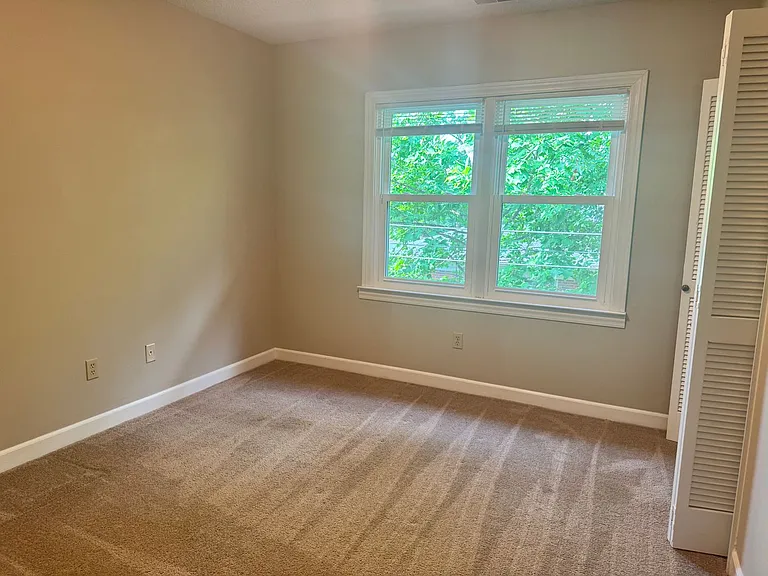 744 Crescent Dr #3 — Photo 22