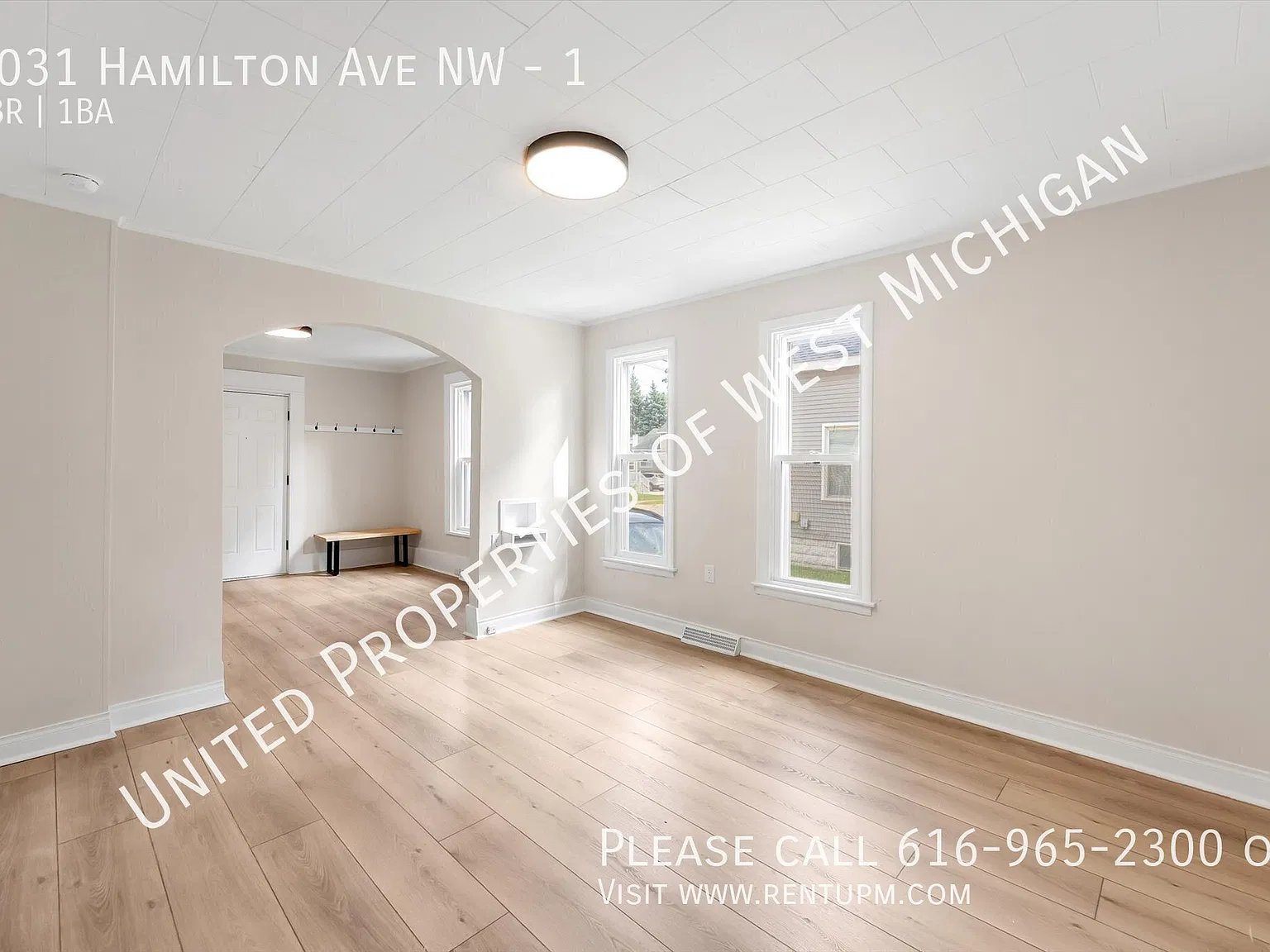 Available Now! | 2 bedroom, 1 Bathroom Lower Level Apartment in the West Grand Neighborhood | Sta... — Photo 2