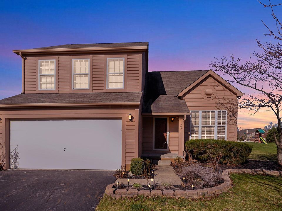 1st image of 205 Winter Hill Pl