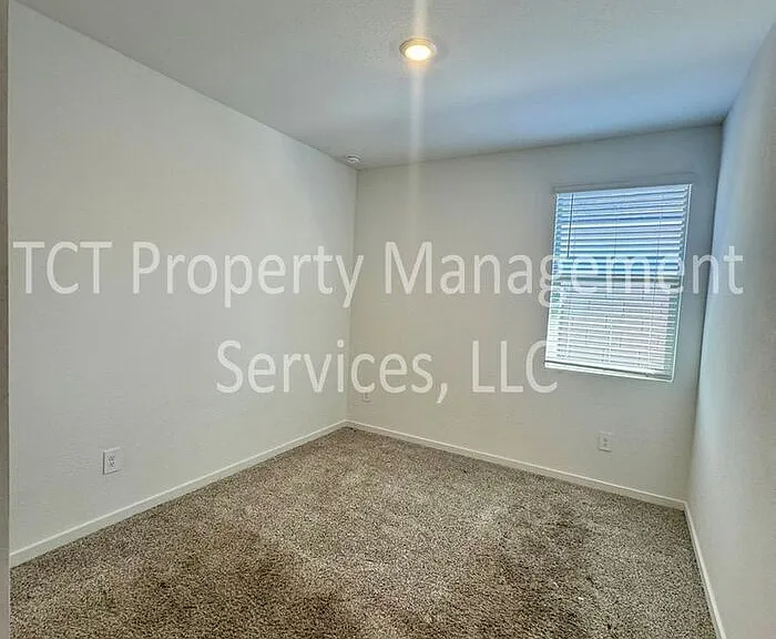 35623 N Seedling St — Photo 7