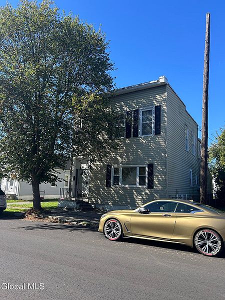 2nd image of 1235 5th Avenue