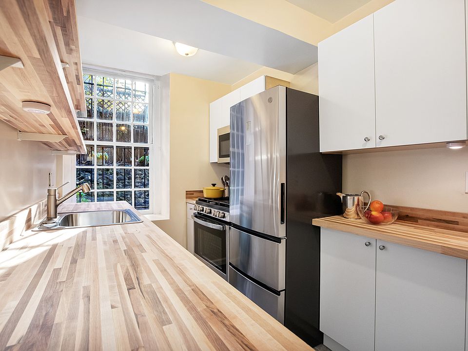 1st image of 171 W 12th St #Bd