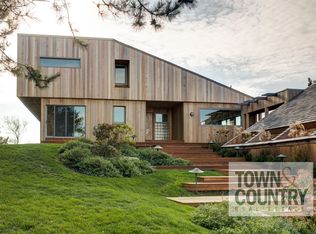 2170 Meadow Ln, Southampton, NY 11968