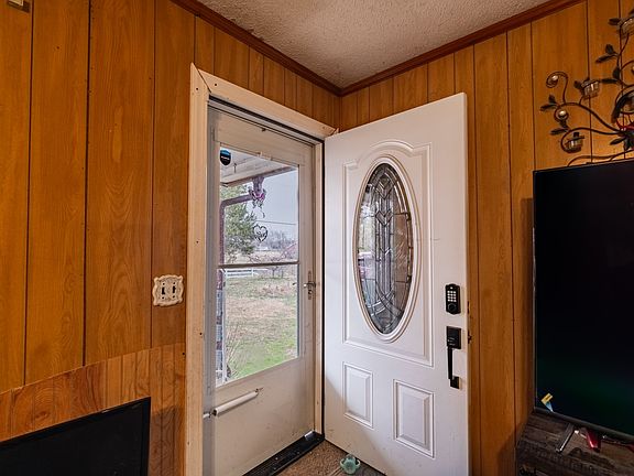 3rd image of 185 Petty Gap Rd