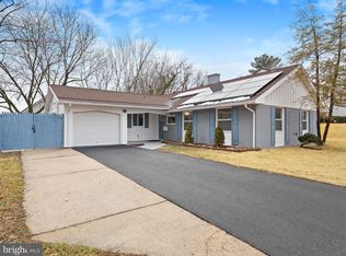 24 Marshall Ln, Willingboro, NJ 08046