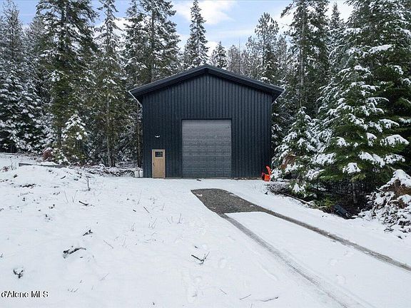 5th image of 84 Hagans Hallow Rd