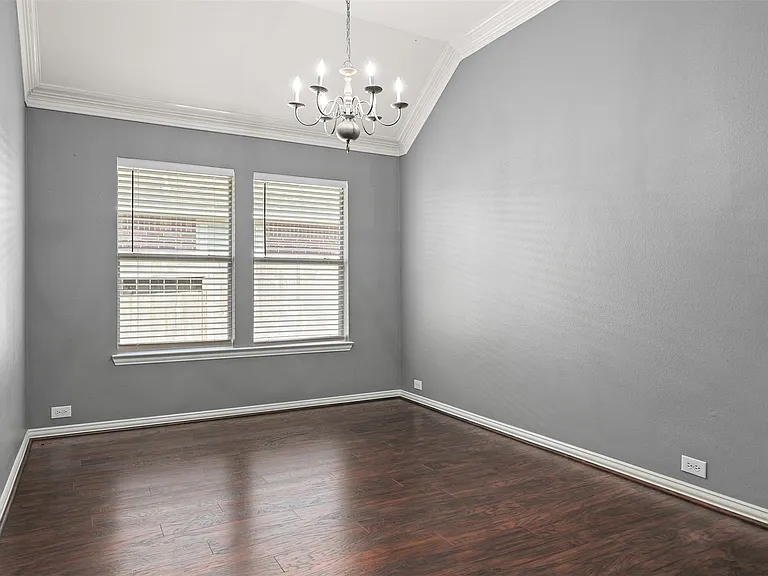 7611 Waterlilly Ln — Photo 9