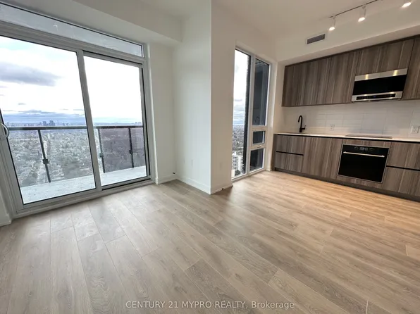 117 Broadway Ave #3410, Toronto, ON M4P 1V2
