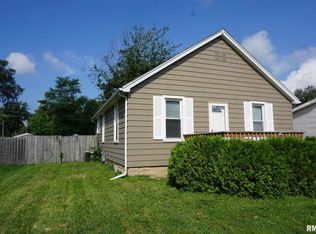 303 3rd St, South Pekin, IL