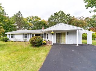 25 Algonquin Rd, Chelmsford, MA 01824
