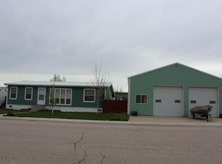 1805 Arizona St, Gillette, WY 82716