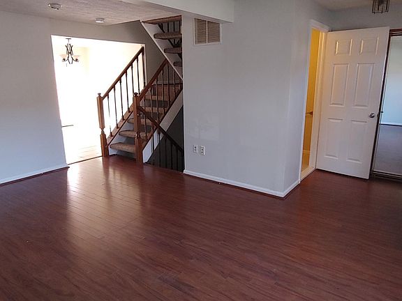 Main level living room