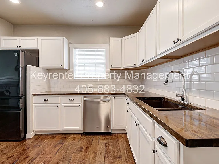 1444 NE 13th St #1446 — Photo 12