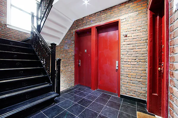 Rented by R New York | media 27