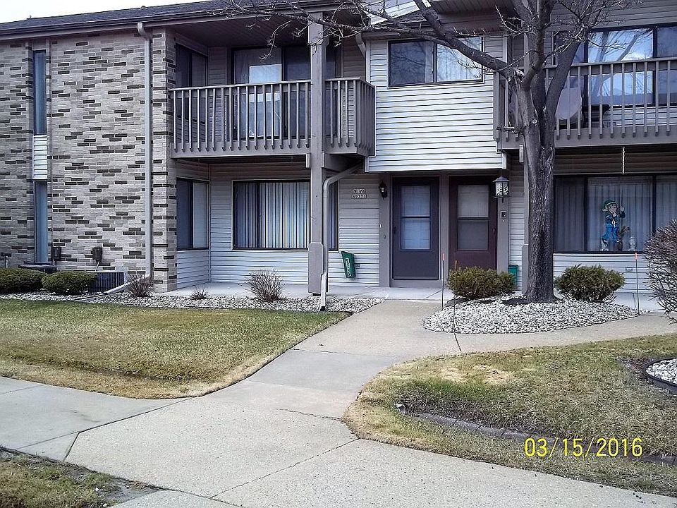 1st image of W176N9771 Rivercrest Dr