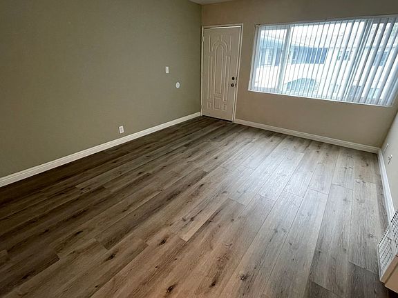 4th image of 341 N Stoneman Ave #J