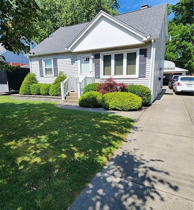 1st image of 176 Delray Ave