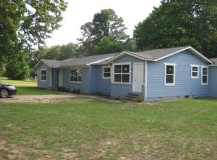 1216 Irvin St, Daingerfield, TX 75638
