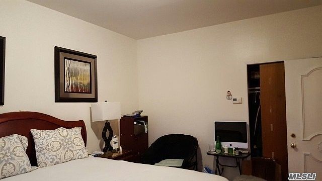 1st image of 214-19 Jamaica Ave