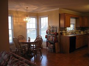 4th image of 106 Beech Brook Ct