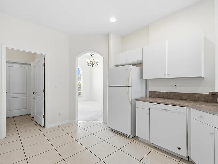 29 E Diamond Dr — Photo 12