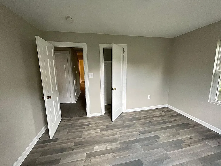 4111 Glory St — Photo 14