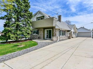 3358 S 86th St, Milwaukee, WI 53227