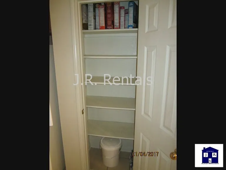 305 Cedar Ridge Dr #A — Photo 10