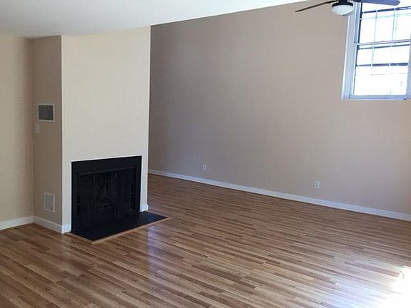 3rd image of 2120 E Broad St Unit 10