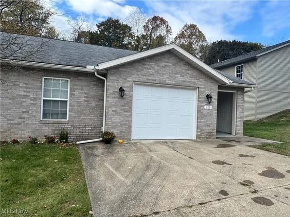 108 Brambly Hedge Dr, Millersburg, OH 44654