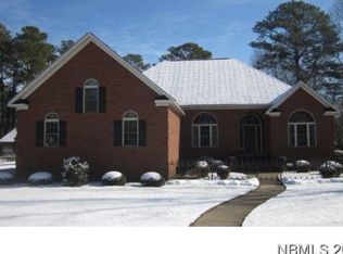 1019 Colleton Way, Trent Woods, NC 28562