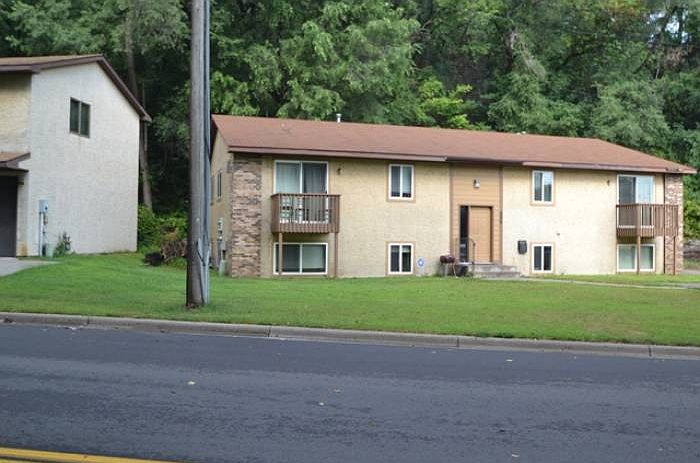 1st image of 255 Wentworth Ave E