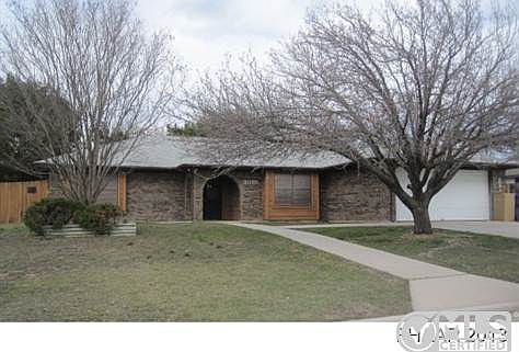 1st image of 3010 Veterans Ave