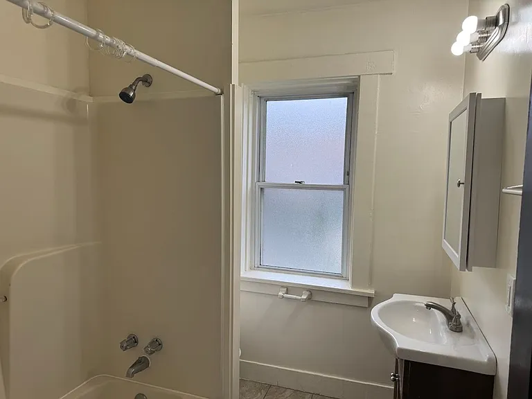 1651 Chislett St — Photo 17