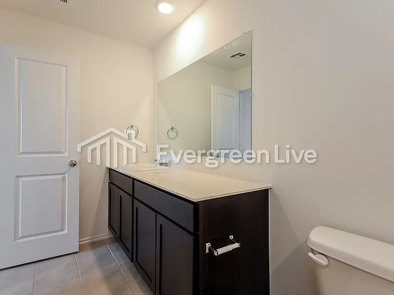 10912 SW 22nd St — Photo 11