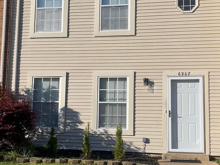 6907 Storch Cir — Photo 13