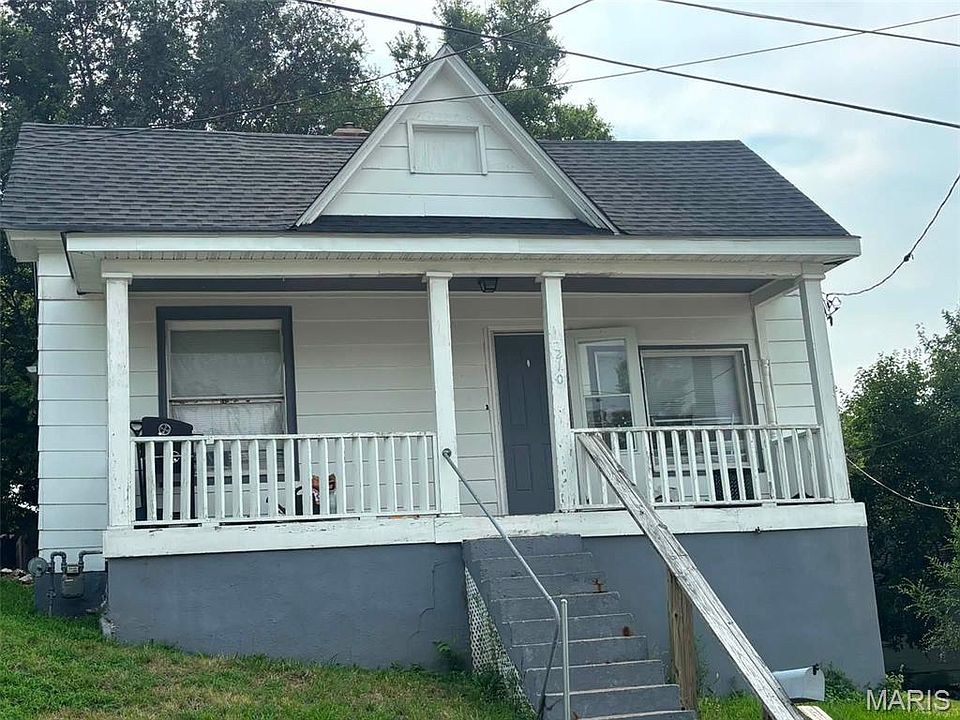 1st image of 210 N Griffith St