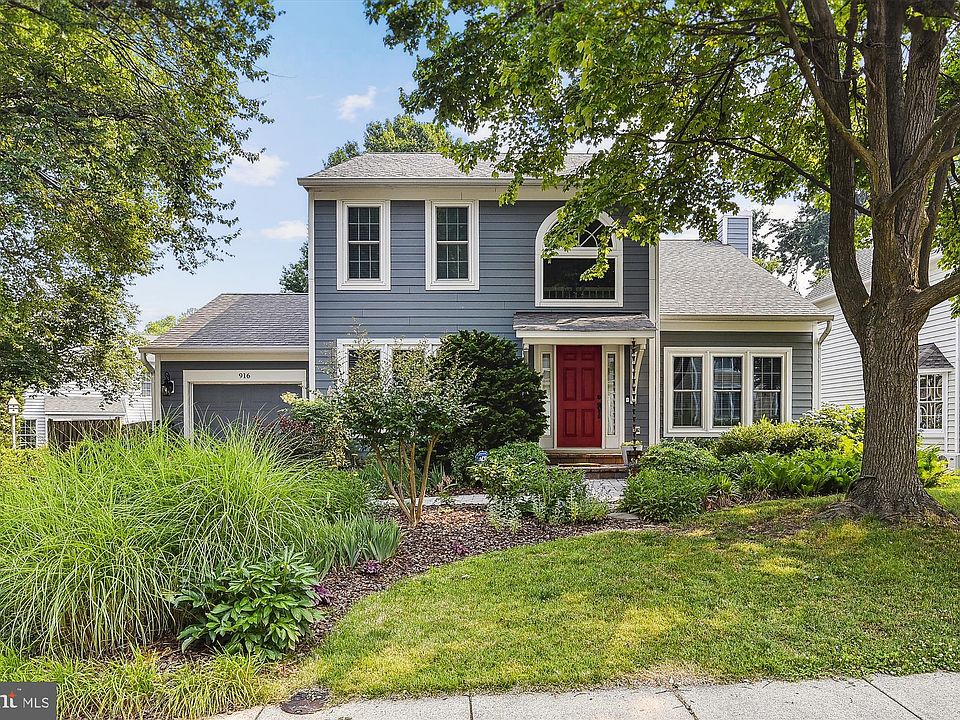 1st image of 916 Langdon Ct