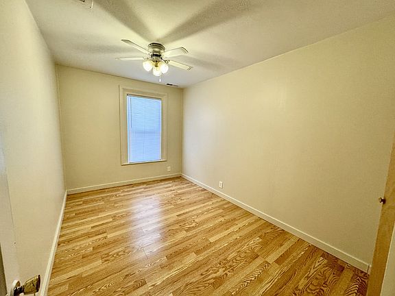 3rd image of 231 Clark St