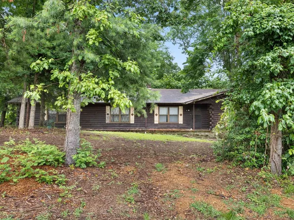 111 Margaret Cv, Florence, AL 35634