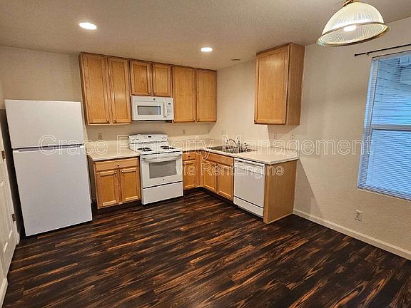 4th image of 11016 Claude Ct