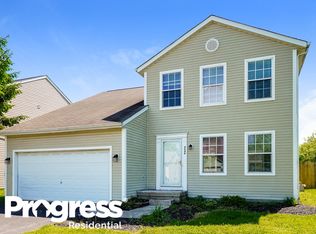 4048 Walnut Crossing Dr, Groveport, OH 43125