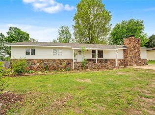 1003 SW 2nd St, Bentonville, AR 72712