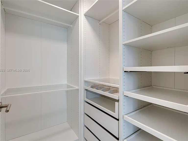 77 SE 5th St #3605 — Photo 7