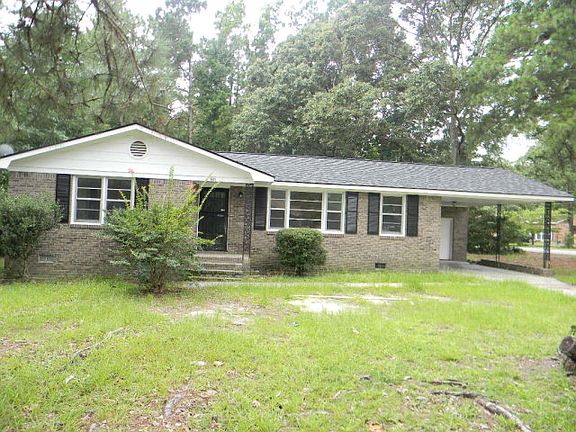2nd image of 891 Tulip Ln