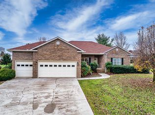 2004 James Rd, Sevierville, TN 37876