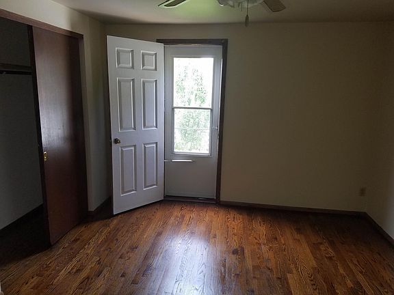 5th image of 1640 Carroll Ave