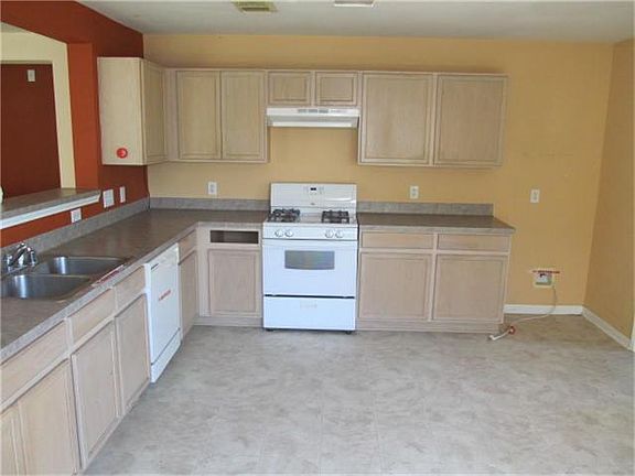 4th image of 13435 Amber Lodge Ln