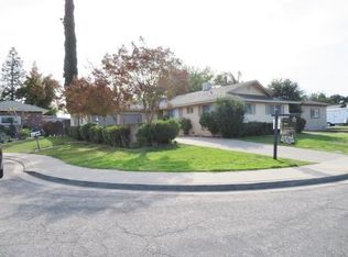 927 Terrace Dr, Oakdale, CA 95361