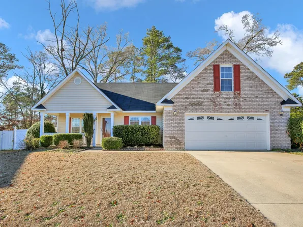 830 Broadmore Dr, Fayetteville, NC 28314